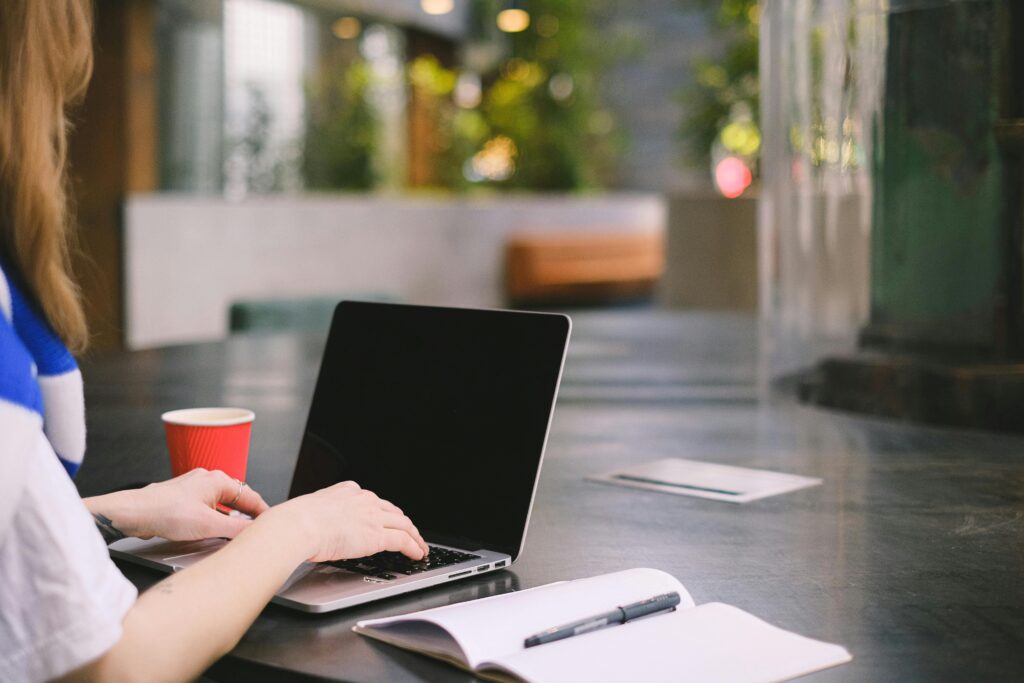 menyusun bab data dan hasil penelitian