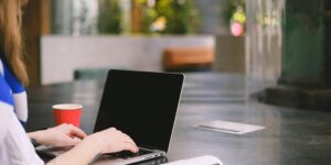 menyusun bab data dan hasil penelitian